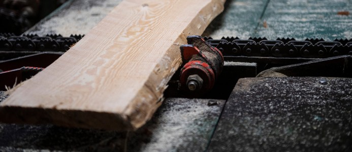 Träleverantör säljer alla sina svenska sågverk