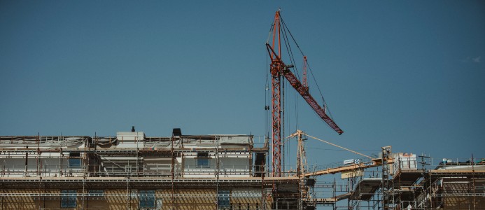 Byggvolymen av privata lokaler har minskat