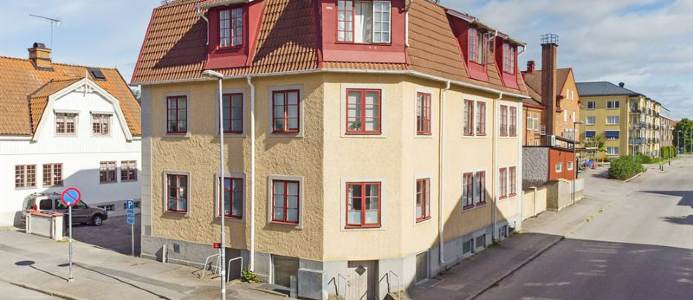 Amasten förvärvar fastigheter för 296 miljoner