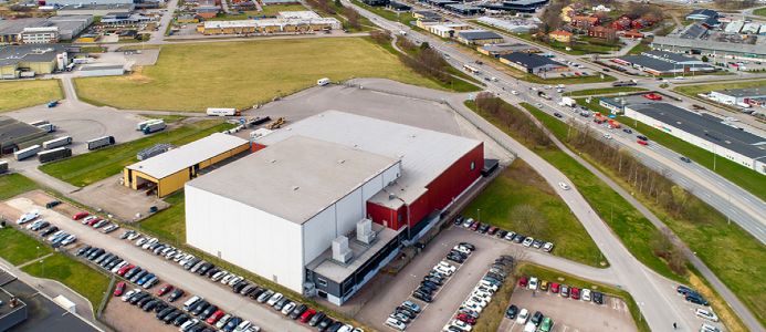 Catena köper Scans centrallager för 206 miljoner