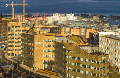 Skanska säljer kontorshus för miljardbelopp