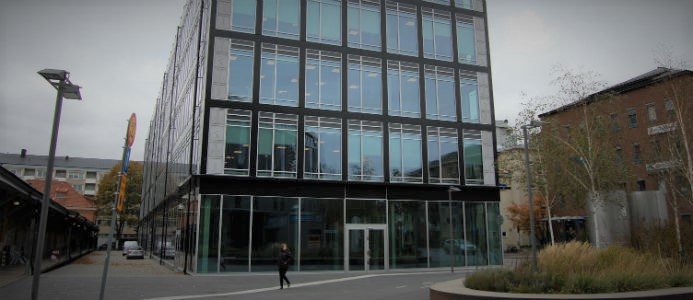 Fackförbundet Vision slår nu larm om inomhusmiljön i Regionhuset i Uppsala. Foto: Gustav Lundin / Wikipedia