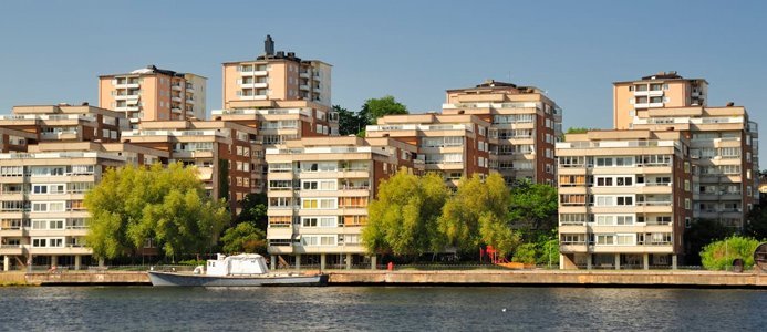 Ett av sju hushåll skulle ha svårt att klara ökad ränta