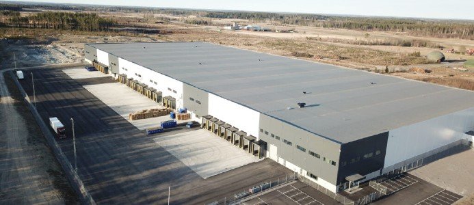 Teknikmagasinet flyttar till nytt e-handelslager