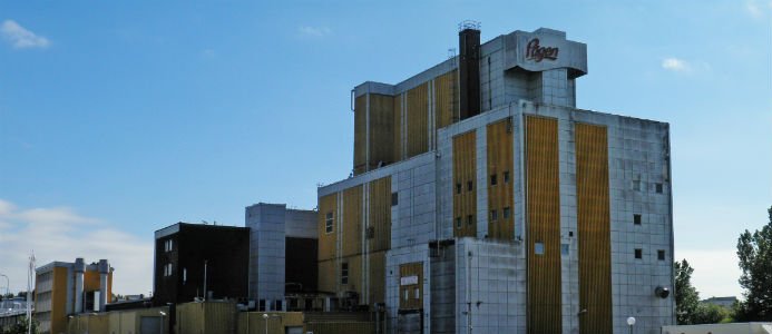 Kaffe- och bullukt kan stoppa 1900 bostäder