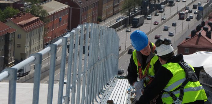 Taksäkerhet med bilindustrin som förebild