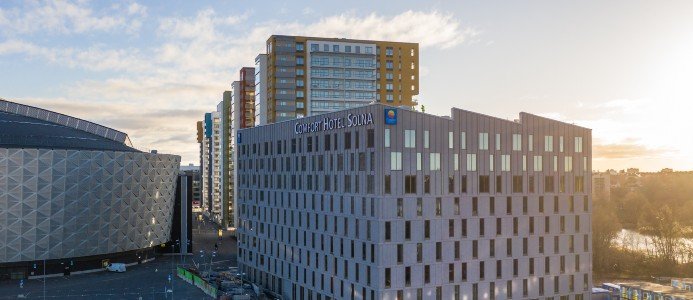 Nu färdigställs Sveriges första hotell som går på plus