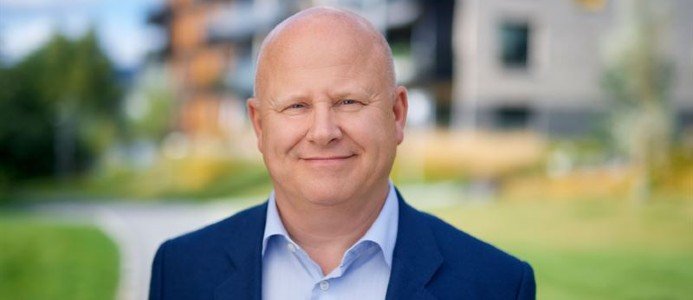 Koncernchef avgår efter tvist med styrelse