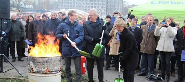 Första spadtaget för Sveriges största biobränslekraftvärmeverk