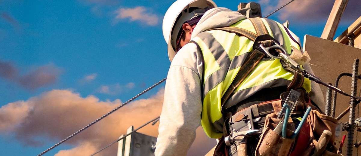 Färre sjuka inom bygg – men fler dödsfall