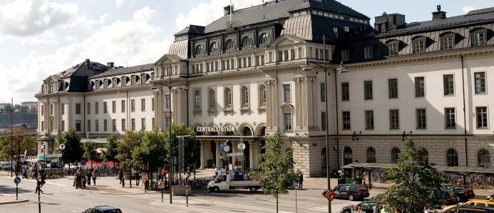 Stockholm central utrymdes efter larm