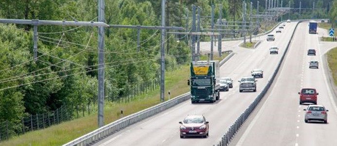 Elväg med luftledning