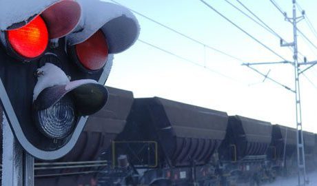 Antalet som dödas av tåg ska halveras till år 2020