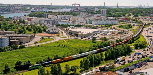Hallsberg kopplas ihop med Skandinaviens största hamn