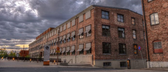 Byggaren stäms på 87 miljoner kronor