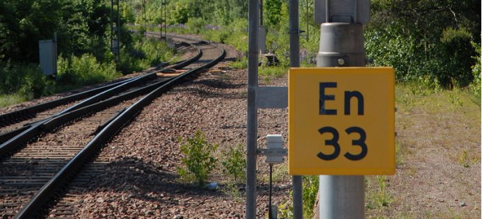 Genvägar över tågspår kostar samhället 80 miljoner