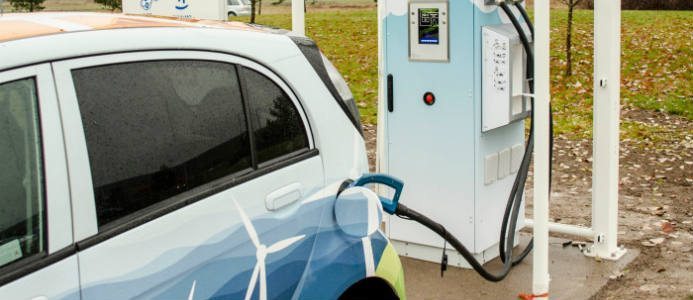 7 144 laddbara fordon i Sverige