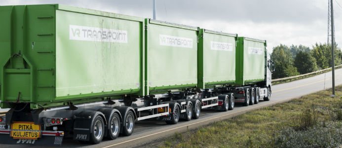 Jättelångtradare nu på finska vägar