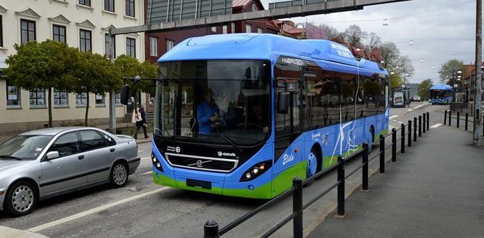 Volvo Bussars laddhybrid sänker bränsleförbrukningen med 81 %
