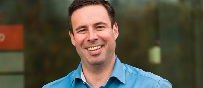 Magnus Björkander klättrar inom Wästbygg