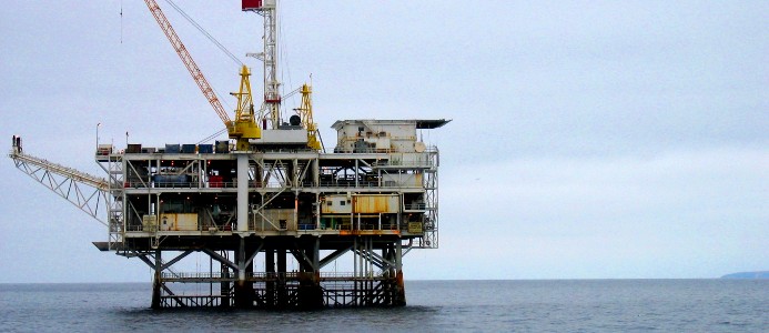 Oljejätten avskedar 10 000 anställda