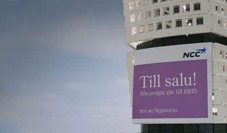 Turning Torso säljs på auktion i Stockholm