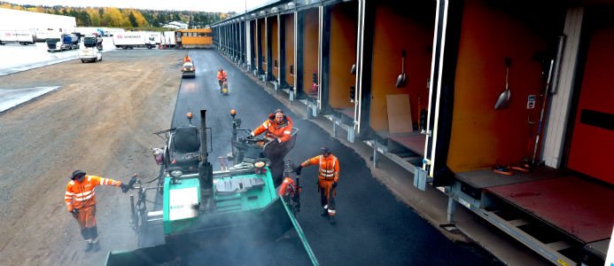 Peab förlänger avtal