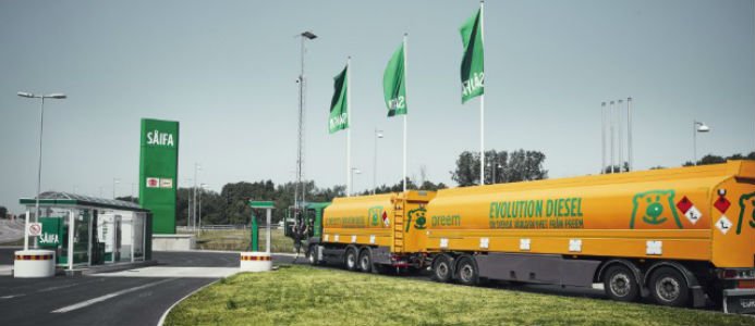 Preem först i Sverige med informatiom om råvaruinnehåll