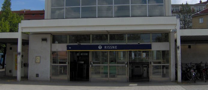 Allé sågas ned för bygge