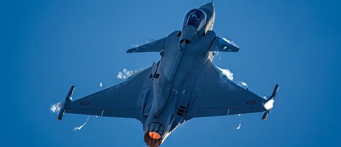 Tillverkaren permitterar      1600 anställda