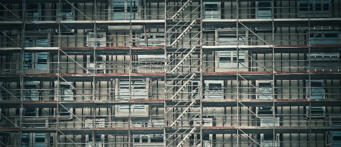 Jättebygge står still – entreprenören lägger ner