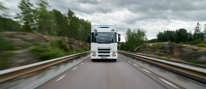 Scania testar självkörande lastbilar på E4:an