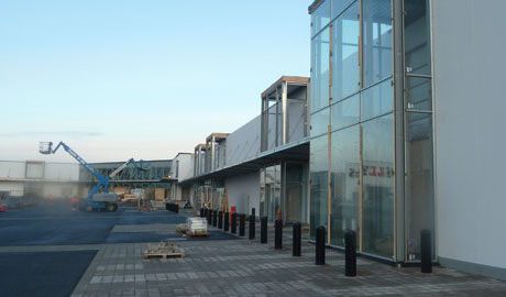 Grön Strip Mall i Ängelholm