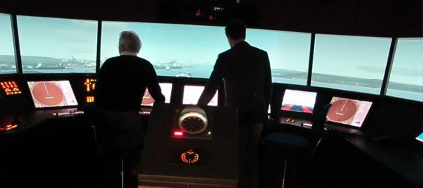 Här testkörs världens största containerfartyg