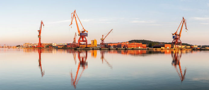 Hamnkonflikten eskalerar – fullskalig strejk