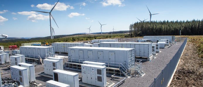 Energijättens batterianläggning igång