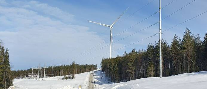 Björnlandhöjdens vindkraftspark ansluts till elnätet
